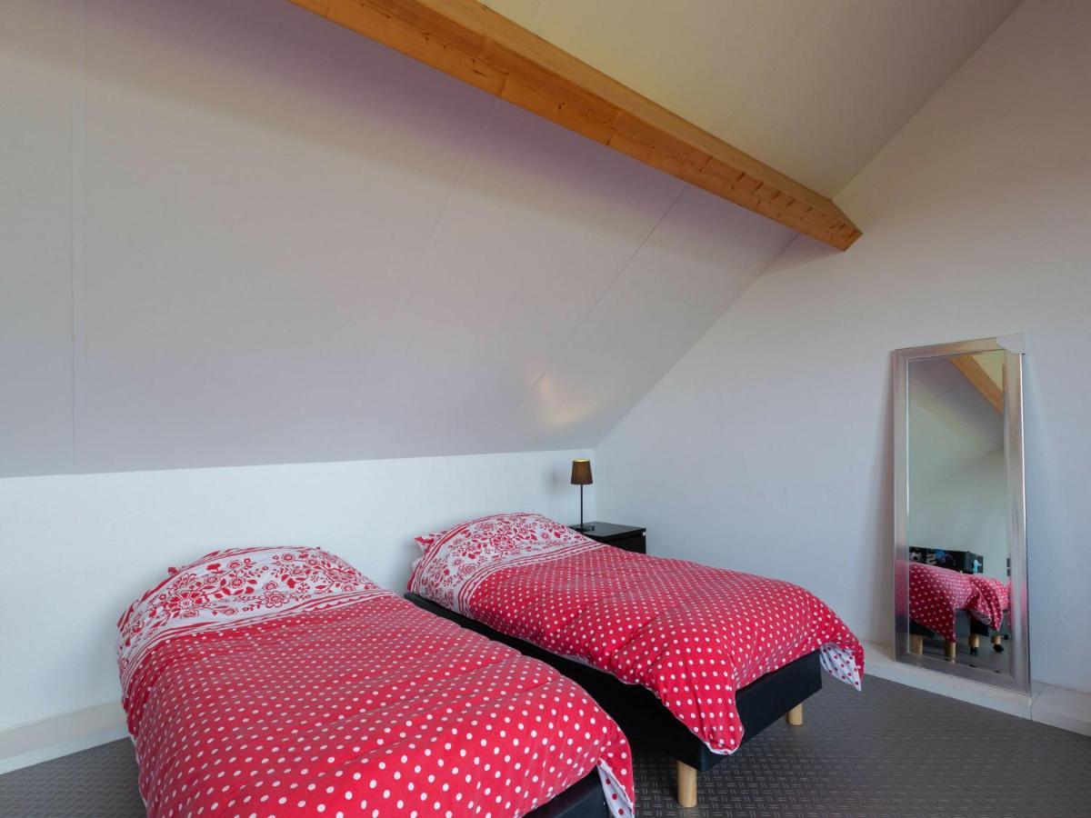 Luxury Holiday Home With Private Terrace Langweer Εξωτερικό φωτογραφία