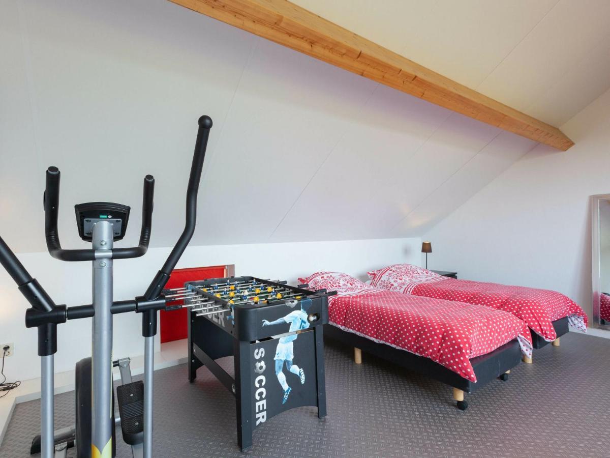 Luxury Holiday Home With Private Terrace Langweer Εξωτερικό φωτογραφία